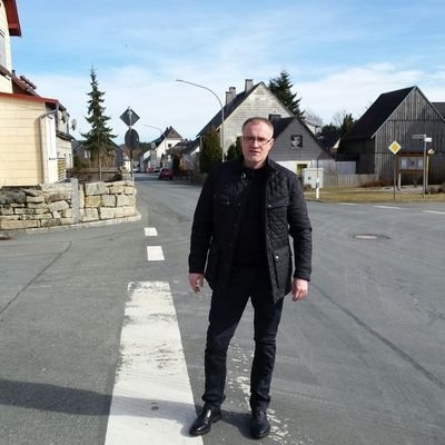 Artem74513623's profile picture. Политолог