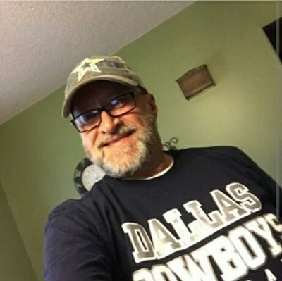 Richard99729517's profile picture. love talking to my love  ones 💖