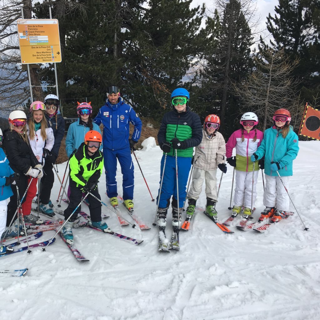 The 8-13 Ski trip at @StPetersYork, a co-educational independent boarding and day school, in the English City of York. #StPetersTogether
