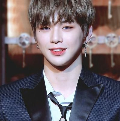 워너원💗/0n년생/워너원 올팬🌙/ 강다니엘 최애에요❤/🐰선팔=맞팔🐰/DM 항상 열려있어요!/친해져요🌸/
반모 좋아합니다💌/달수언니♡