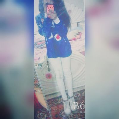 NadaMoh2002's profile picture. Music🎶🎧