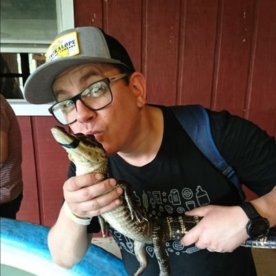 boozyburgerbell's profile picture. Beer, Burgers, and (b)Running..