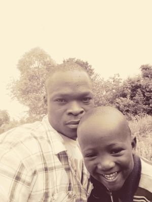 Ogutaronald's profile picture. 