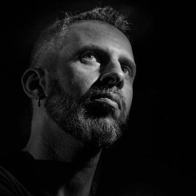 Bienvenidos al club de fans oficial del cantante, compositor y productor @sergiosacoto . Accede a https://t.co/th4uhzY0EU y conoce mucho más de este gran artista