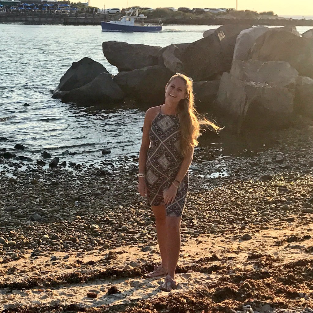 jillie_rose's profile picture. Be fearless in the pursuit of what sets your soul on fire