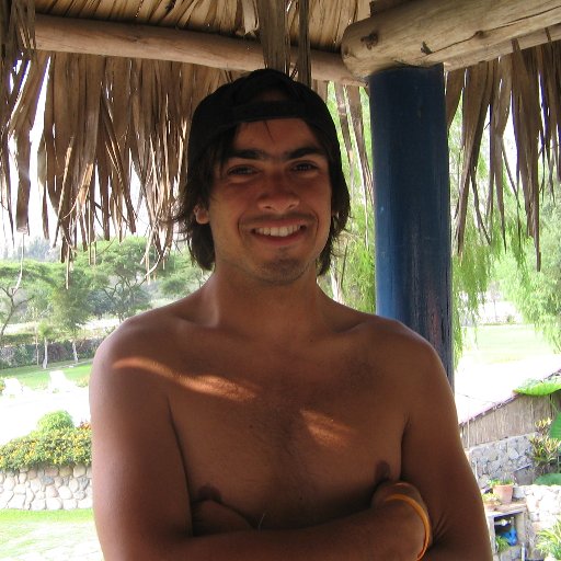 Perfil para parchar. No busco sexo, ni relaciones estables y duraderas. Sólo amistades. Voyerista y Morboso empedernido.