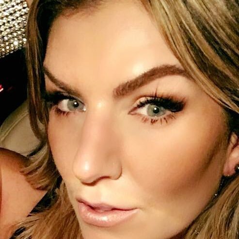 Glennas03276404's profile picture. I’m single mother of two lovely boys they’re my future❤️❤️❤️Also a huge lover of dog 🐕 as so much believe in God...Interior designer 👩‍🎨 and a makeup artist