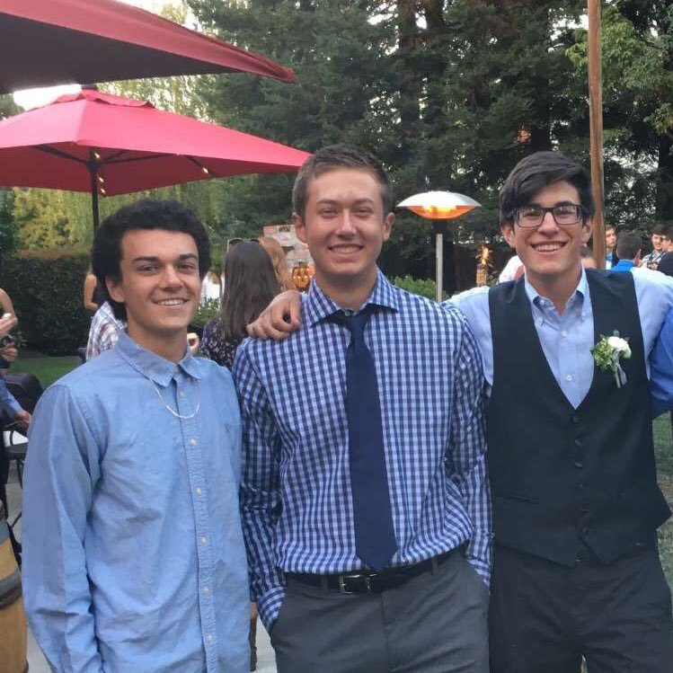 MikeyBurkland's profile picture. thicc