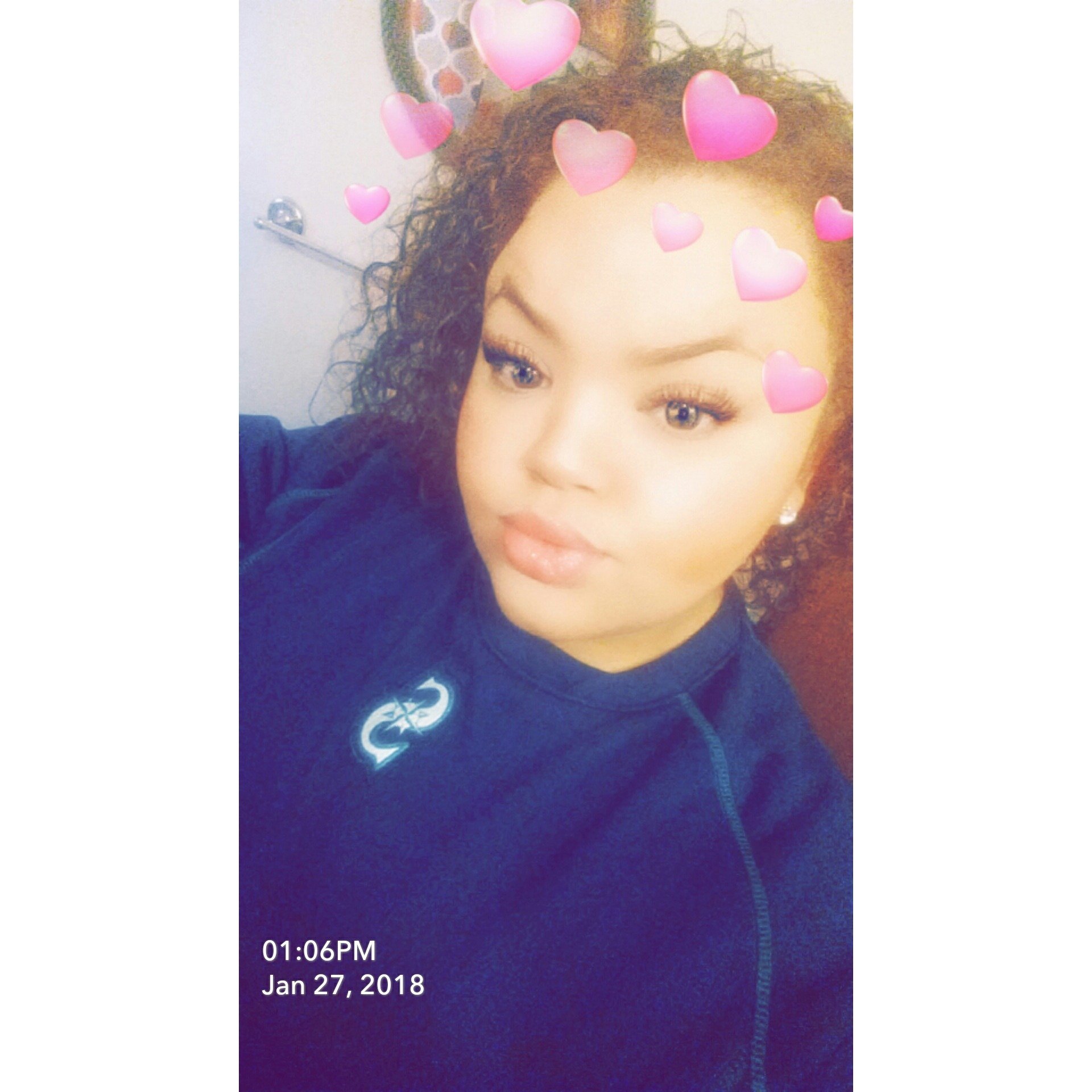 TaneciaW's profile picture. Everyone Hates Realer 😘👅👀 

All I Give Af Bout Is My Nephew & This 💸