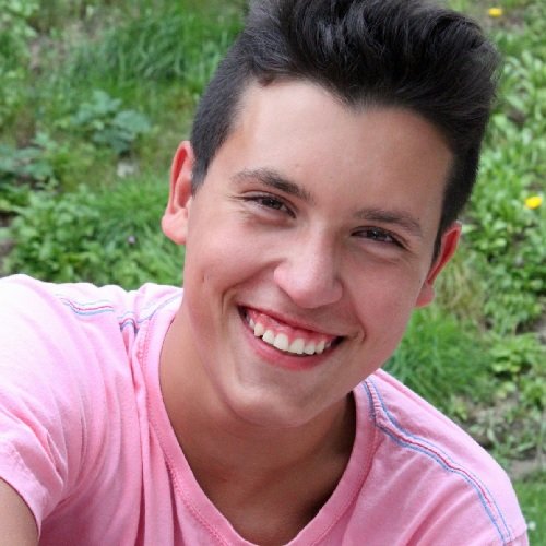 JohnCSmelleys's profile picture. I am a web developer, student, and software engineer currently living in Southfield, Michigan. My interests range from technology to gaming.