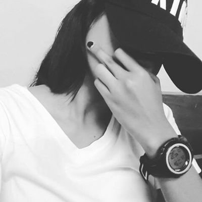 Jhessa28187130's profile picture. This person isn't available right now. 😌😏