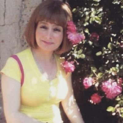 demet_yurdusev's profile picture. Ressam 🎨✏ 💜