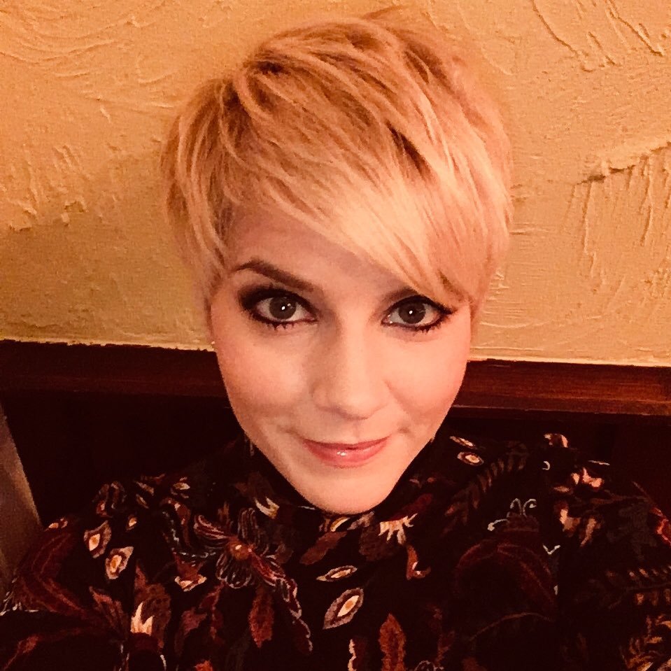 HoylandClaire's profile picture. 