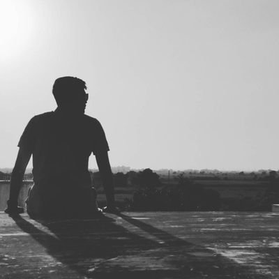 kavin965's profile picture. M̤̈ÿ̤  F̤̈ë̤b̤̈-16🎂
Dad's supportive boy
Mum's lucky boy
972crushes 523purposes 25girlfriends 33kisses it'https://t.co/BabE9vRJuA num baby