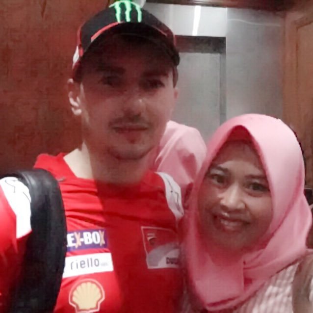 drgirni's profile picture. I'm just being me