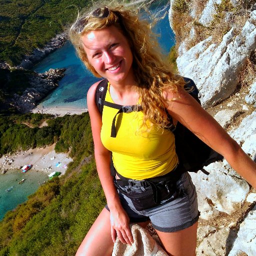 DobrowolskaPRK's profile picture. Dziennikarka Polskiego Radia Katowice. Prywatnie śpiewa i podróżuje z księżniczką Dianą...