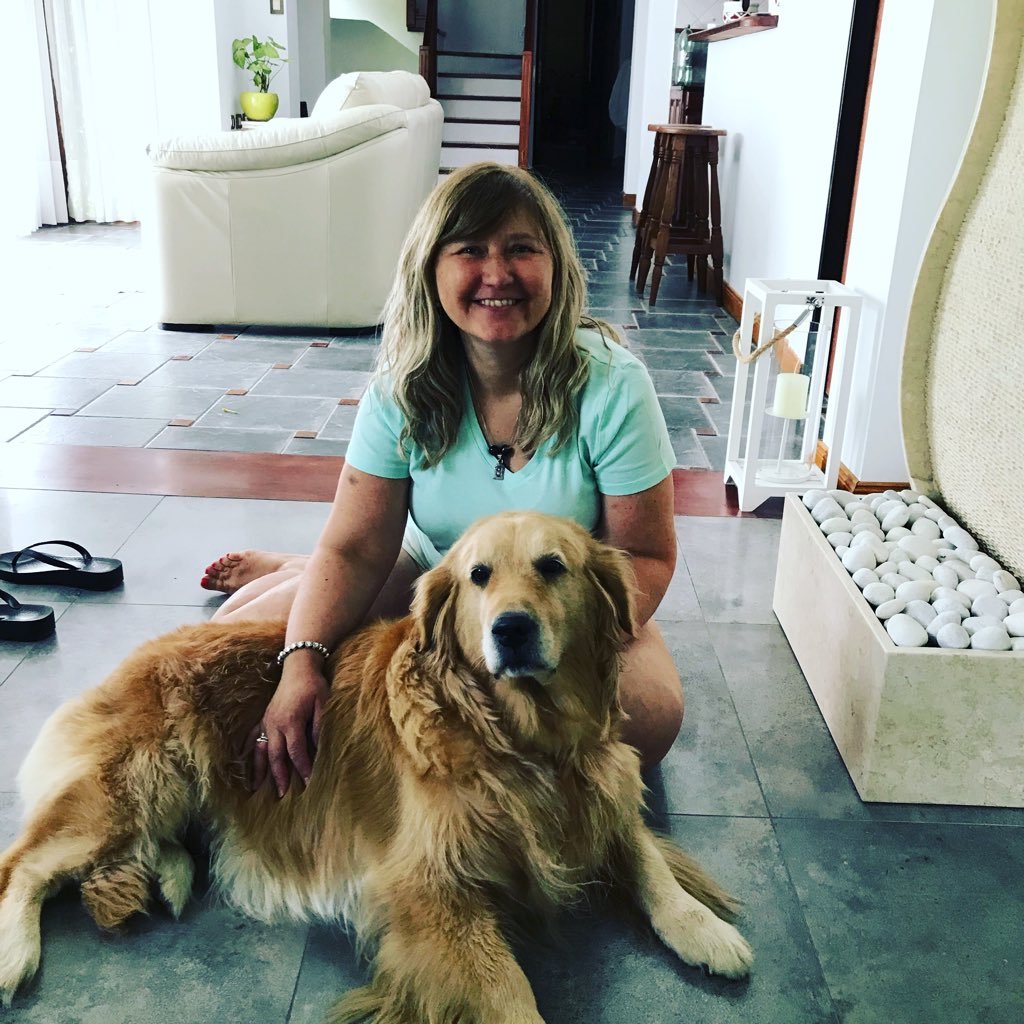 Amigandote's profile picture. Sandra Grosch, Maestra de Registros Akáshicos, Maestra de Reiki Usui Tradicional. Memoria Celular Talleres Vivenciales.  Sonidos y Esencias Florales.