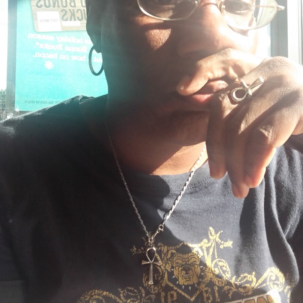 IWriteILove's profile picture. #Writer #LoverOfGoodMusic #NativeNuYawker #FilmAddict #NCATAlum (Aggie Pride!) 💙💛 ☮️☸️