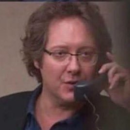 artisanaltwit's profile picture. now it’s 10 inches