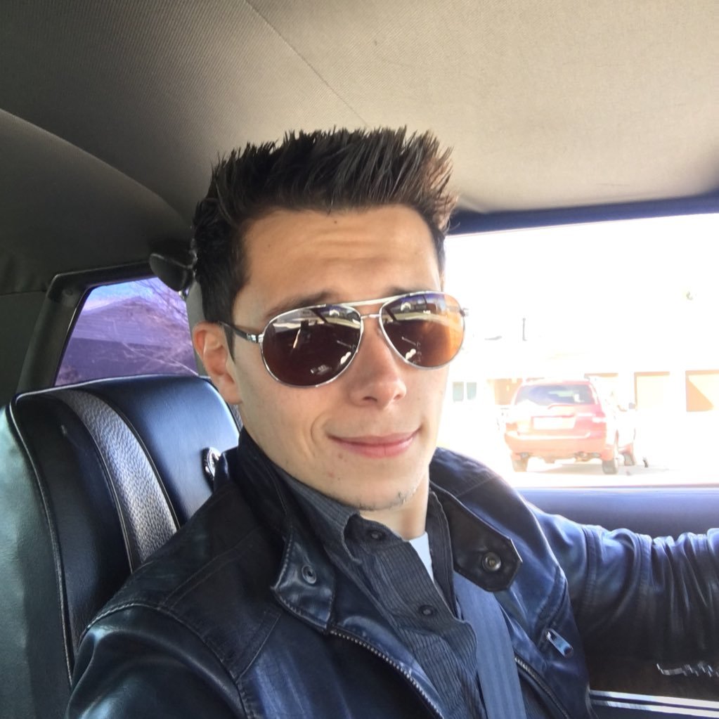 SupremeDoubleXP's profile picture. interesting isn’t it?