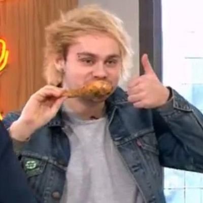 LaTiaVxux_666's profile picture. Aveces activa otras veces inactiva por estar en la prision (estudiando) :'v 🍌🍌🍌🦖