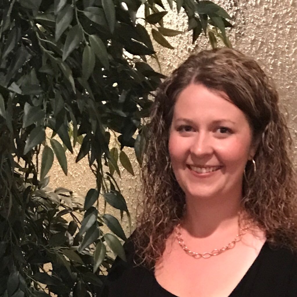 Mama of a little leader, proud teacher, Grasslands ATA #34 Past-President. I may enjoy politics. It is possible to support oil and public services in unison!