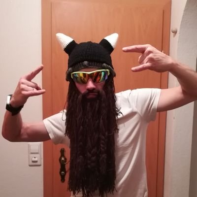 begeko72's profile picture. 