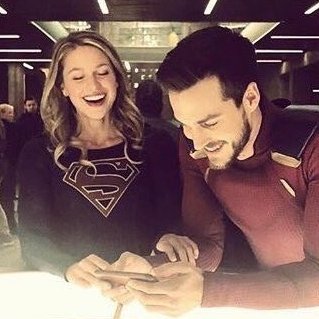 Kara Zor-El & Mon-El
 Krypton and Daxam 🔥