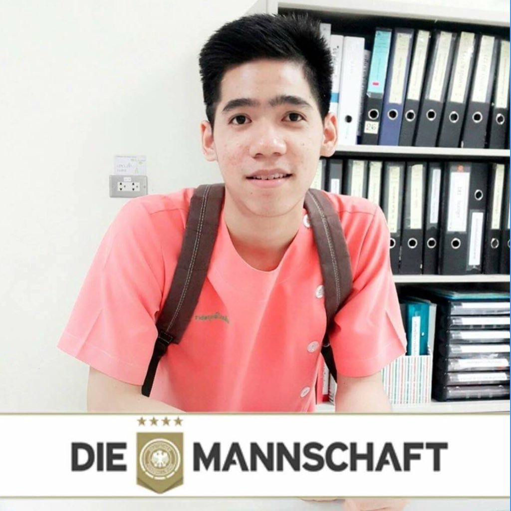 EITs0hmwE8EdUZl's profile picture. ฟาร์มเฮ้าส์ เกิด 13 พฤศจิกายน 2538 พลทหารเหล่าปืน เรือหลวง นราธิวาส เรือหลวง หัวหิน . .