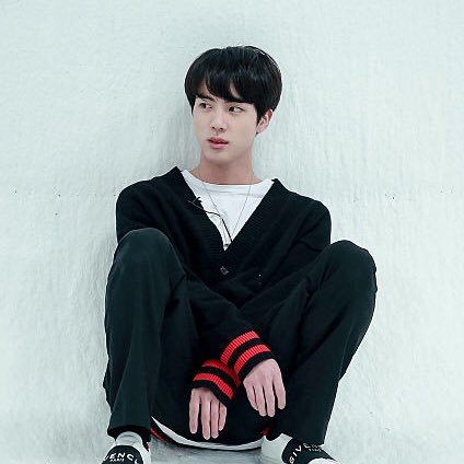 jinjin1119chiko's profile picture. BTS account Kim Seok Jin💕