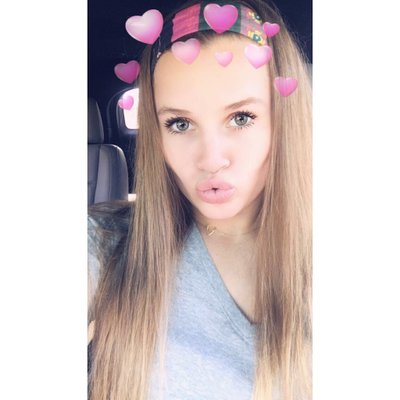 Kiss Me Lesbian Girl Makenna wilson