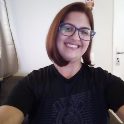 CamilaMenten's profile picture. 