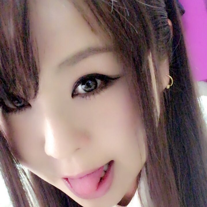 ちょっと可愛いパワー系五十路熟女❤️‍🔥❤️‍🔥❤️‍🔥 田舎の小さなスナックのママ🍸☞スナックどぶねずみ🐀水戸市泉町3-2-26