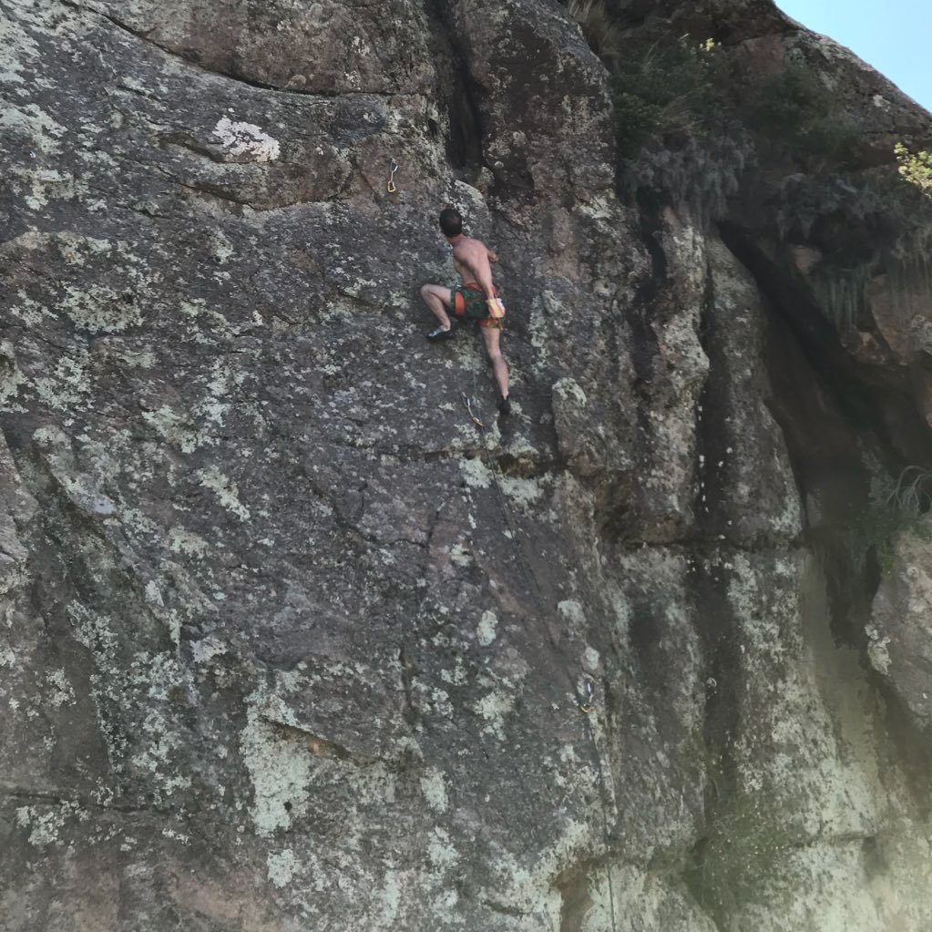 Gvniki's profile picture. La humildad es lo que hace grande al hombre...