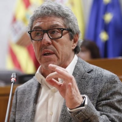 Profesor del IES Joaquín Costa de Cariñena hasta 2023.
Jubilado.