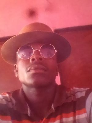 ndisafun .onokwazi undicenda .ndiyamcela makandicende ngosebenzi