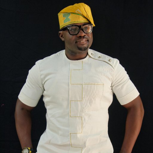 tosinanifowose_'s profile picture. Ebonyt!!a presentation of a picture and identity to represent african pride in fashion & style,art,culture and tourism.