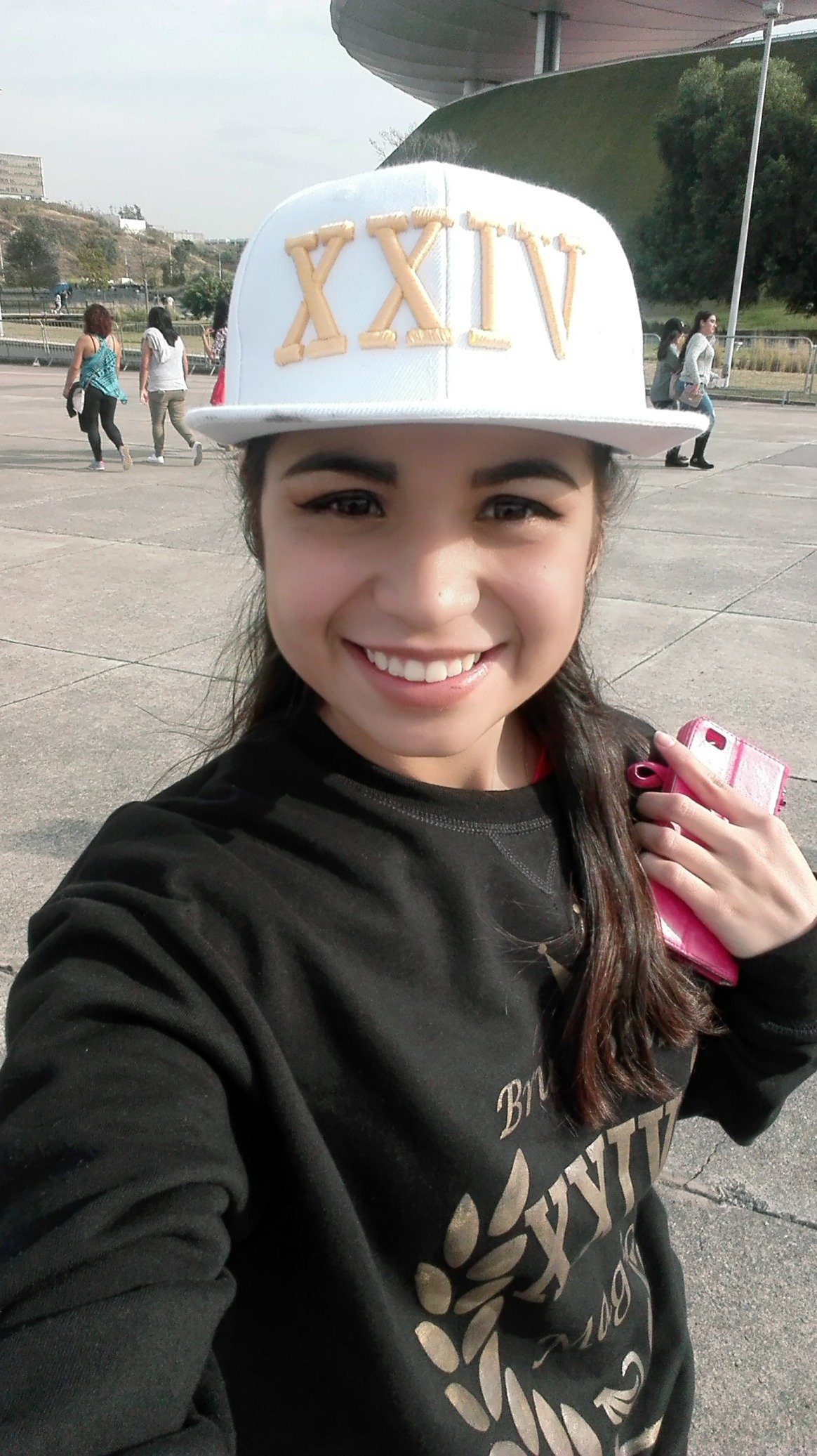 No creas nada de lo que digo soy una mentirosa y estoy loca ❤🌚