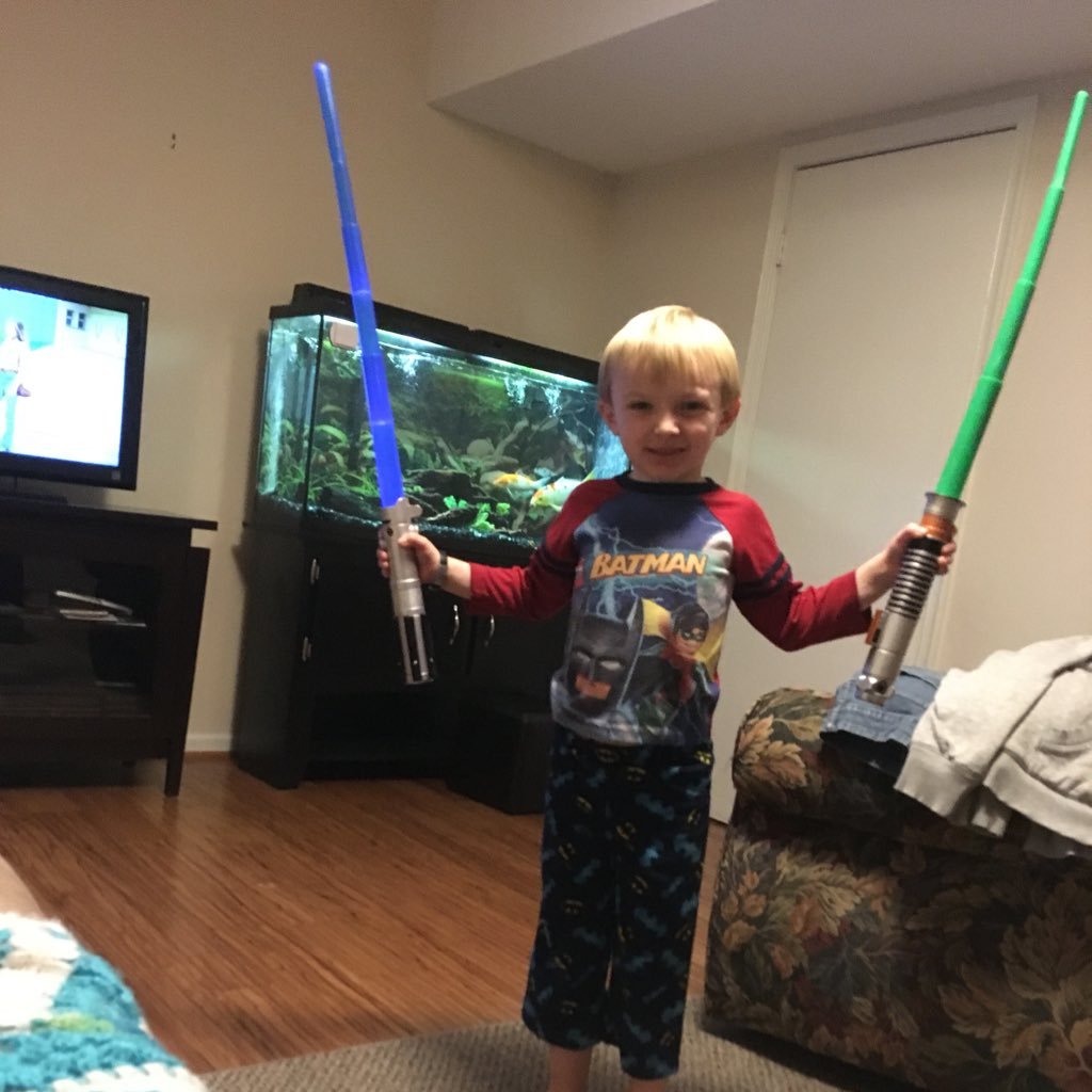 krob52's profile picture. Go Donald go!!!!