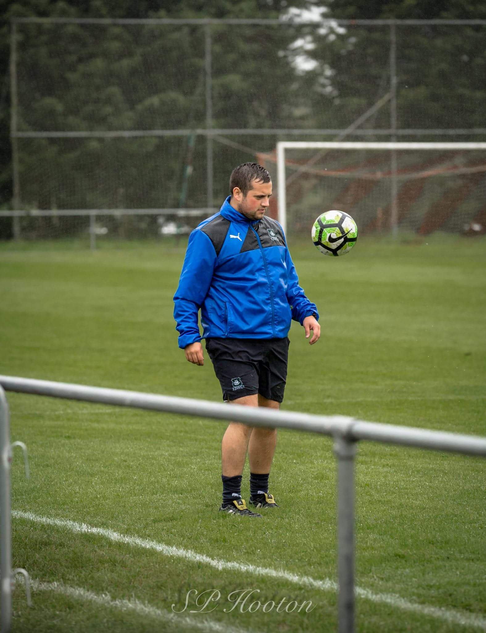 Long suffering fan of Spurs and a lover of Iniesta, half turns, nutmegs, magic tricks and sarcasm. UEFA B Coach, the OG Sweeper Keeper.