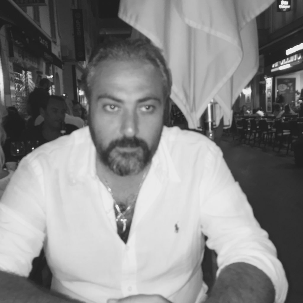 houss1976's profile picture. 