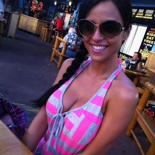 I am a cool minded person , I love being straight forward in my activities with people, i hate lies and games !