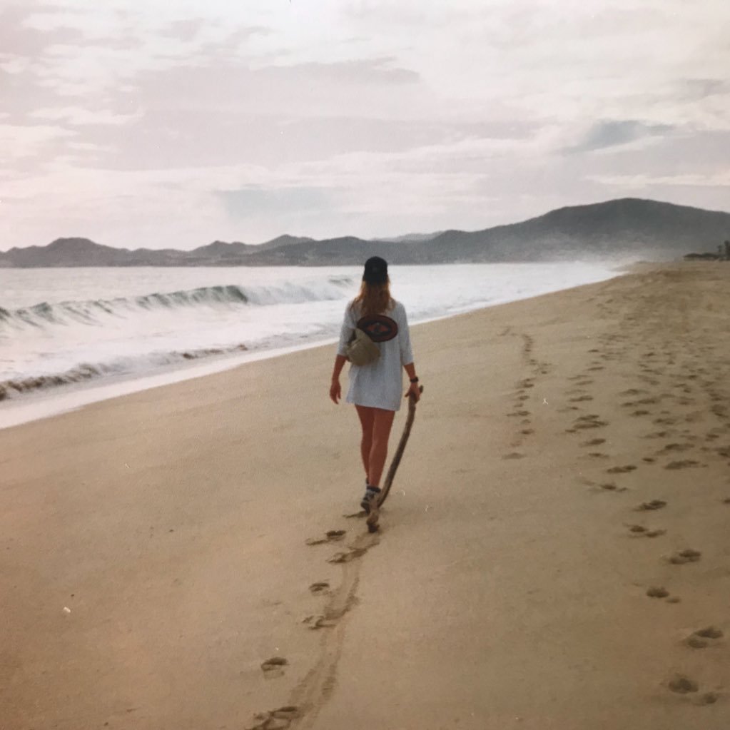 RiverVersailles's profile picture. Author of unknown quirky book “Nottingham” otherwise known as “Being Canadian: Diary of an American Shopkeeper in England”