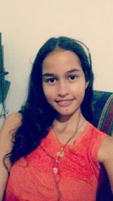 PaulaQuiceno7's profile picture. "Sólo se necesita un instante para sonreir y de un momento para ser feliz" 💕