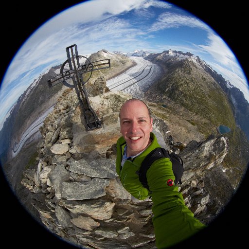 MarkusPhotoFilm's profile picture. Traveler, photographer and award-winning filmmaker who loves to explore new places and to capture the beauty of our planet.    https://t.co/5h2g5RGGF5