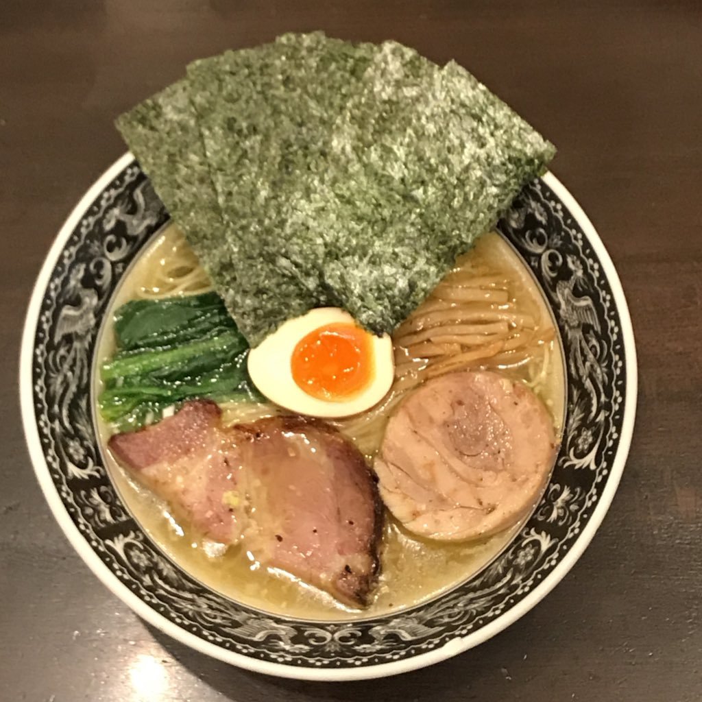 【麺処 中村屋海老名公式アカウント】塩、醤油2つの基本の味に期間限定らーめんを提供しております。【営業時間】平日:11:00〜14:30 / 18:00〜21:00 土日祝:11:00〜21:00☎︎046-233-7278 お気軽にお問い合わせ下さい♪