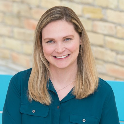 amanda_whitlock's profile picture. Austin PR pro and bibliophile. Loves the sun, craft beer, and traveling. I talk about my cat a lot.