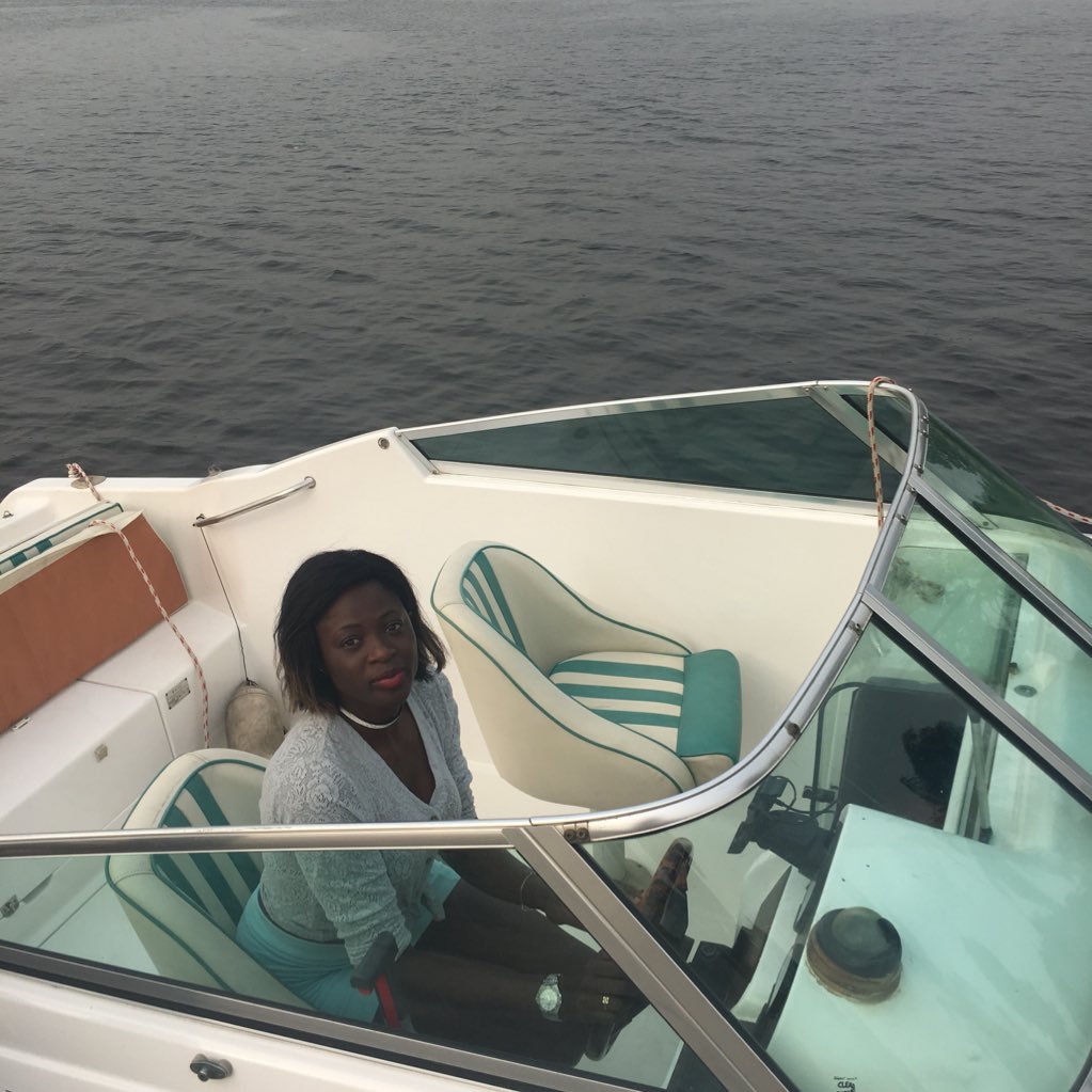 bintou48's profile picture. 3