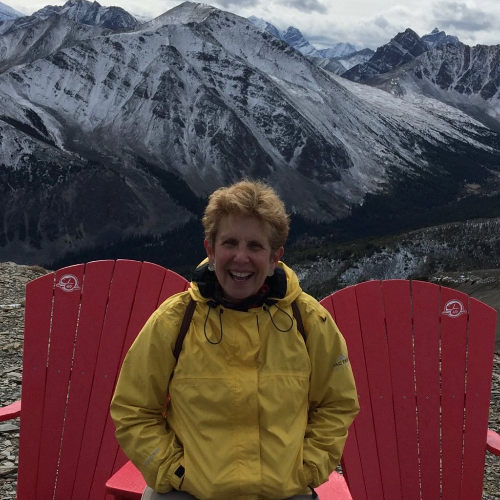 pearleco's profile picture. 