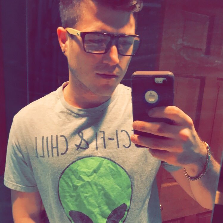 douglynch12's profile picture. insta: Douglynch00